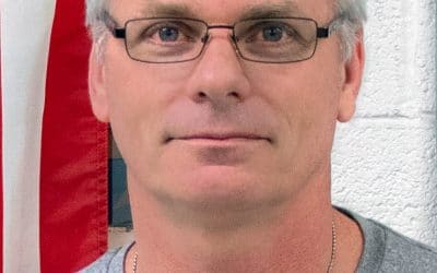 McCLUNG RECOGNIZES EMPLOYEE OF THE QUARTER